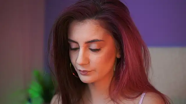 Snapshot of SabrinaHope chatting on June 28, 8:59 pm SabrinaHope online show from June 28, 8:59 pm