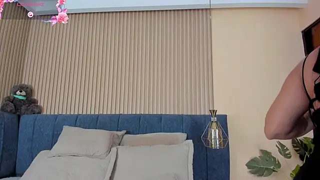 kathecute   online show from November 12, 1:39 am