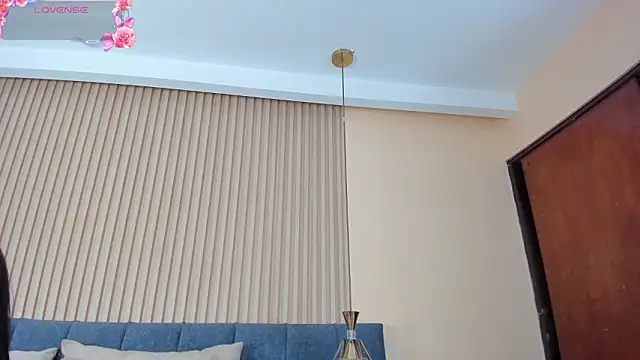 Snapshot of kathecute__ chatting on February 7, 1:42 am kathecute online show from February 7, 1:42 am