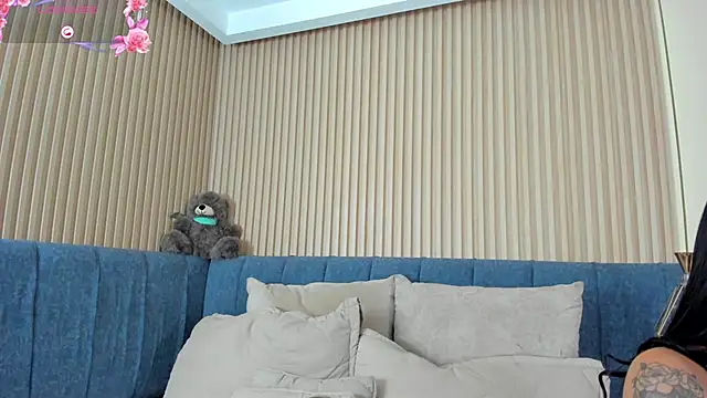 kathecute   online show from April 15, 1:45 am