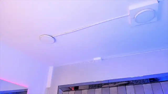 ChaynnaCooper online show from January 18, 11:11 am