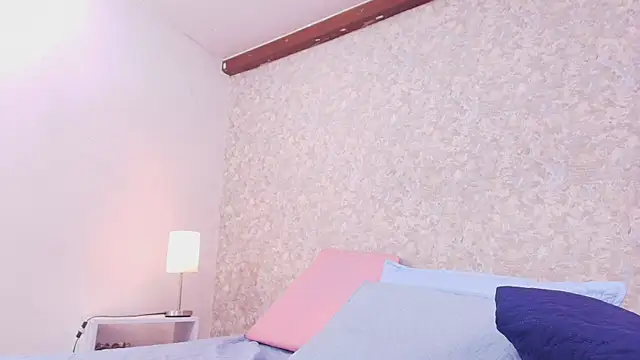 nicol f online show from September 29, 7:19 pm