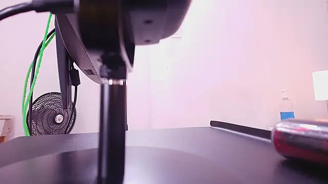 nicol f online show from September 30, 7:19 pm