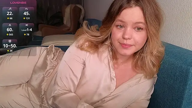 Snapshot of Milana15 chatting on September 20, 1:01 pm Milana15 online show from September 20, 1:01 pm