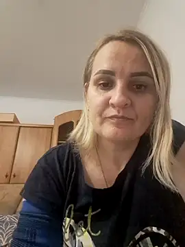 Malichkaanna30 online show from December 16, 6:27 pm