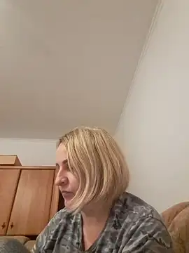 Malichkaanna30 online show from December 27, 12:12 pm