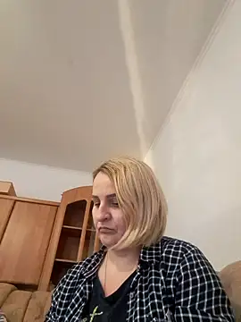 Malichkaanna30 online show from January 18, 2:12 pm