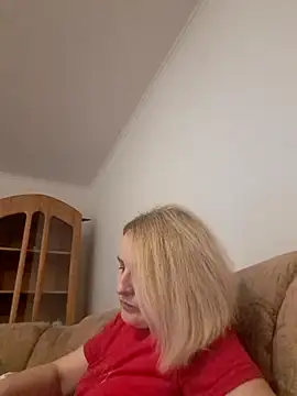 Malichkaanna30 online show from February 15, 6:33 pm