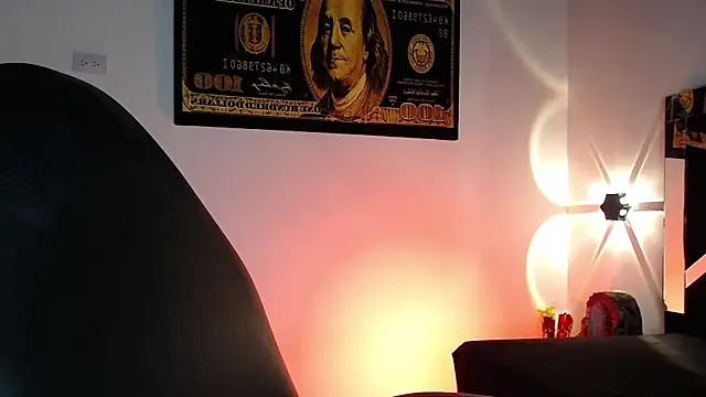 scarlett buttock online show from March 15, 7:38 pm