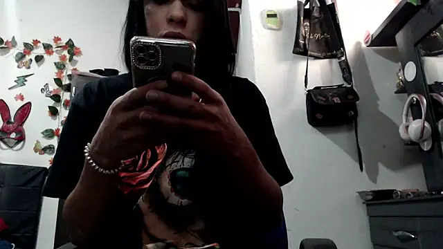 beautiful cock sharon online show from March 12, 4:35 pm