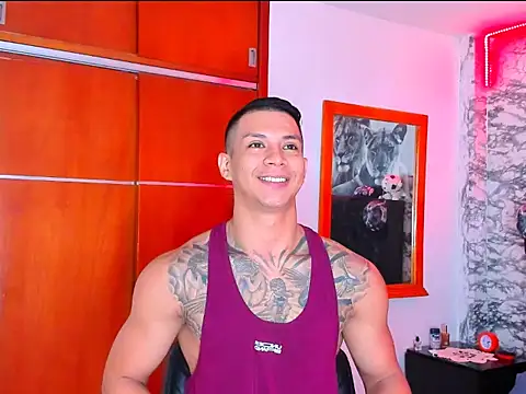 Aaron Toy online show from January 10, 4:09 pm