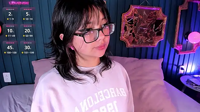 missy taylor  online show from February 25, 5:36 pm