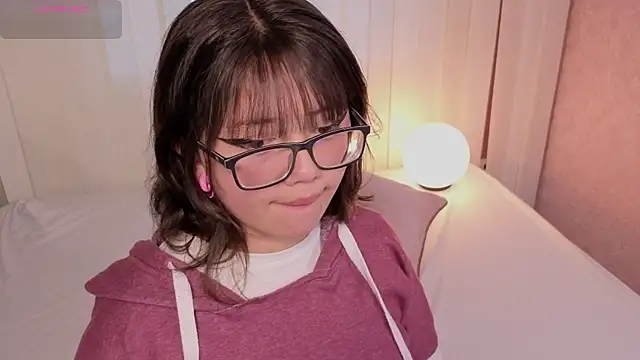 missy taylor  online show from September 24, 7:50 pm