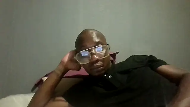 TheeRealShow online show from March 1, 1:29 am