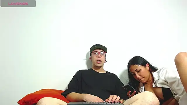 Hot Teens69 online show from December 14, 2:12 am