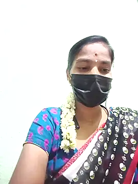 Snapshot of anusiya01 chatting on February 7, 3:52 pm anusiya01 online show from February 7, 3:52 pm