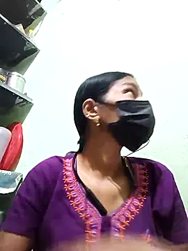 Snapshot of anusiya01 chatting on March 8, 2:30 pm anusiya01 online show from March 8, 2:30 pm