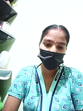 Snapshot of anusiya01 chatting on March 13, 2:55 pm anusiya01 online show from March 13, 2:55 pm