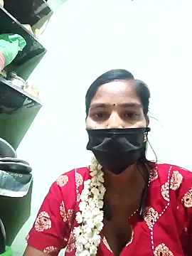 Snapshot of anusiya01 chatting on March 18, 5:21 pm anusiya01 online show from March 18, 5:21 pm