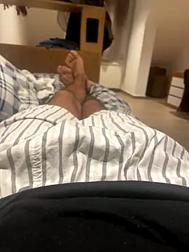 simosimisim online show from September 25, 8:23 pm