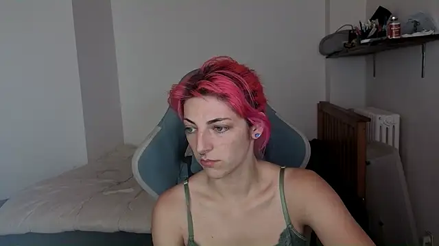 Snapshot of Nixxy_naughty chatting on September 19, 5:46 pm Nixxy naughty online show from September 19, 5:46 pm