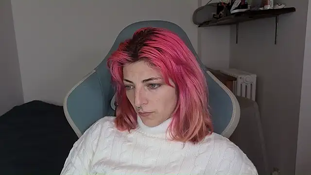 Snapshot of Nixxy_naughty chatting on September 24, 7:50 pm Nixxy naughty online show from September 24, 7:50 pm