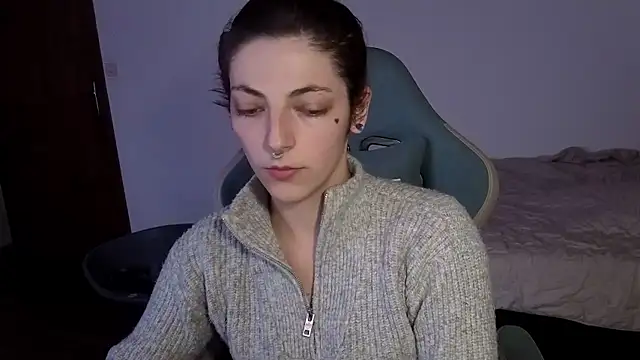 Snapshot of Nixxy_naughty chatting on January 14, 8:03 pm Nixxy naughty online show from January 14, 8:03 pm