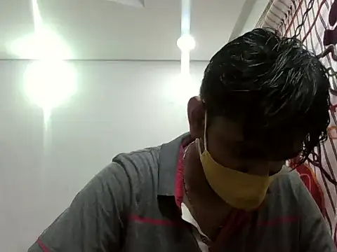 Snapshot of brownguy1234 chatting on December 7, 3:30 pm brownguy1234 online show from December 7, 3:30 pm