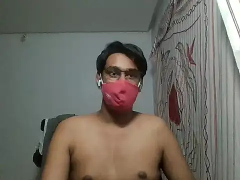 Snapshot of brownguy1234 chatting on February 17, 4:59 pm brownguy1234 online show from February 17, 4:59 pm