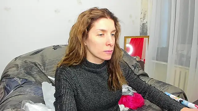 Snapshot of YourSuperModel chatting on December 25, 7:24 am YourSuperModel online show from December 25, 7:24 am