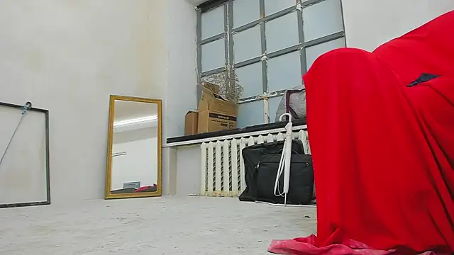 Snapshot of YourSuperModel chatting on February 12, 2:54 pm YourSuperModel online show from February 12, 2:54 pm