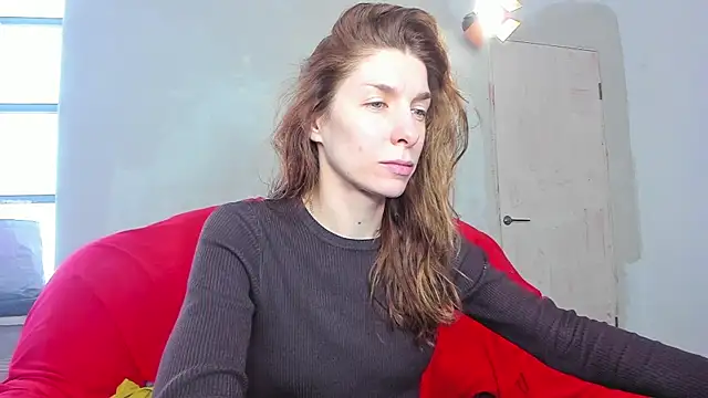 Snapshot of YourSuperModel chatting on February 14, 7:28 am YourSuperModel online show from February 14, 7:28 am