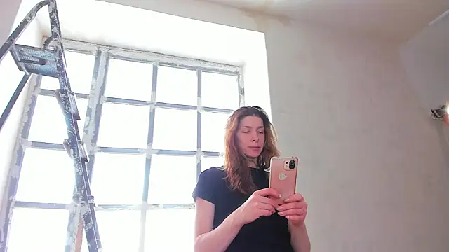 Snapshot of YourSuperModel chatting on March 16, 9:05 am YourSuperModel online show from March 16, 9:05 am