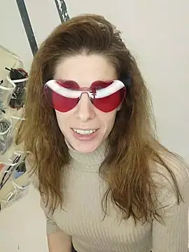 YourSuperModel online show from November 20, 3:34 pm