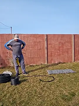 Snapshot of -Schweppes- chatting on March 10, 7:53 am -Schweppes- online show from March 10, 7:53 am