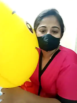 Snapshot of DIZZLING_DIVA chatting on December 29, 10:47 pm DIZZLING DIVA online show from December 29, 10:47 pm