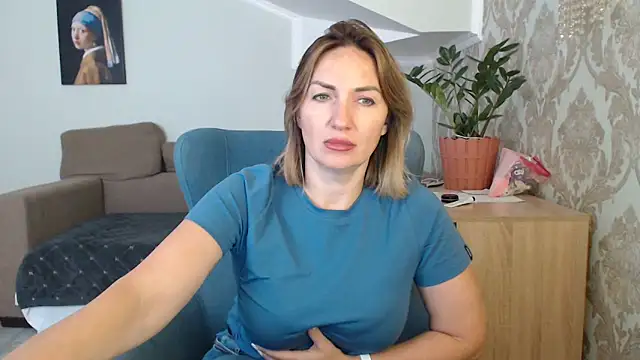 Mallinia online show from October 11, 12:04 pm