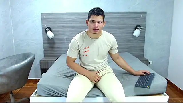 Loony Zion online show from November 3, 1:01 pm