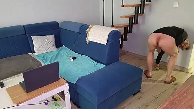 axecoman60 online show from March 11, 10:51 am