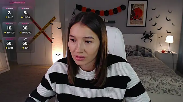 Bellla Haddid online show from October 25, 1:24 am