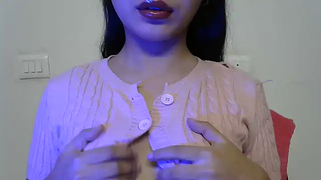 amrita2210 online show from October 23, 9:24 pm