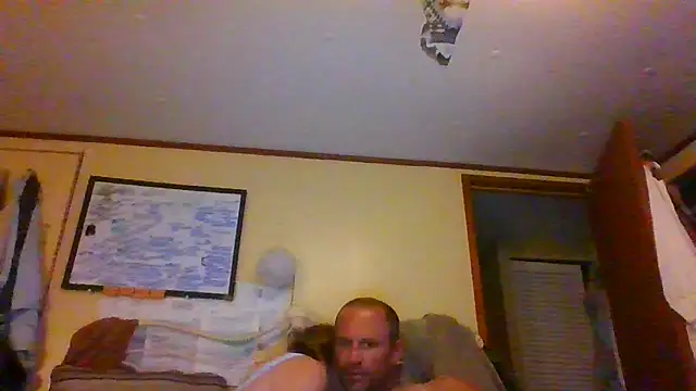 Snapshot of raybo715 chatting on June 10, 4:45 am raybo715 online show from June 10, 4:45 am