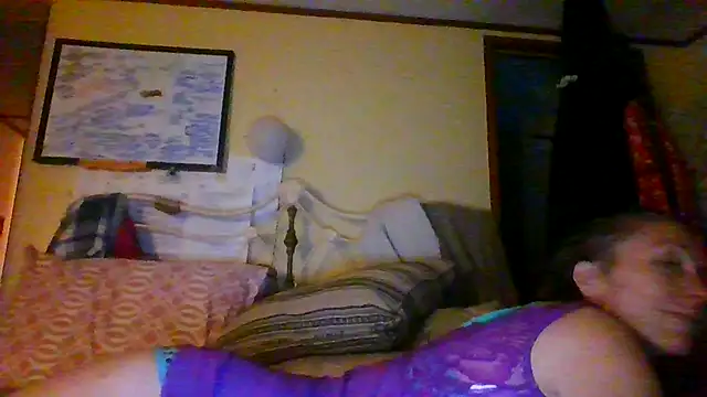 Snapshot of raybo715 chatting on July 3, 5:36 am raybo715 online show from July 3, 5:36 am