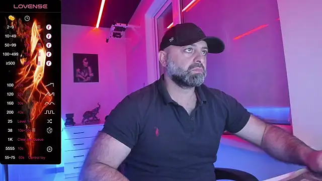 MAGABEAR077 online show from June 13, 3:54 pm