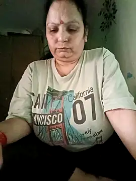 Kavya kapoor online show from November 12, 8:15 am