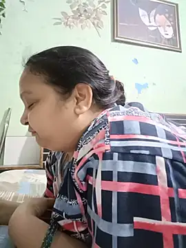 Snapshot of Kavya_kapoor chatting on July 14, 8:30 am Kavya kapoor online show from July 14, 8:30 am