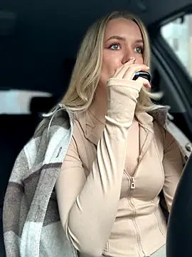 Devill Angel  online show from October 29, 8:27 am