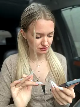 Devill Angel  online show from November 7, 10:04 am