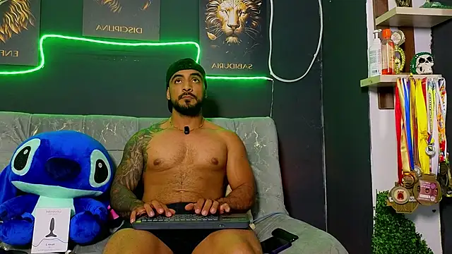 ERIC HARRISON online show from November 28, 2:58 am