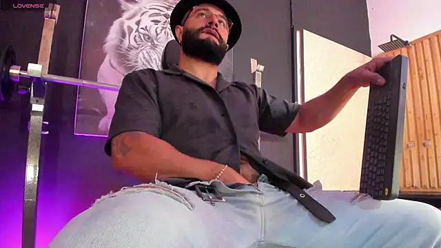 Luke  09 online show from October 27, 11:47 am